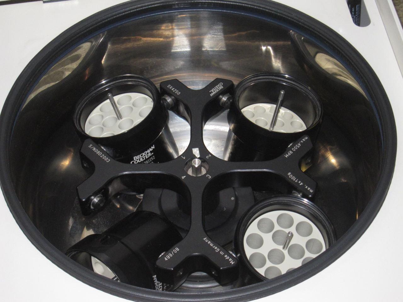 BECKMAN-COULTER Allegra X-22 Centrifuge