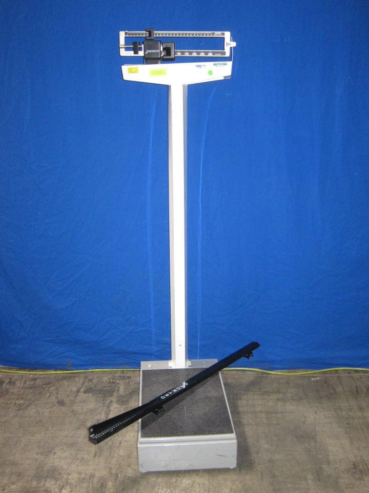 DETECTO 442 w/ Measurement Bar, On Wheels Scale
