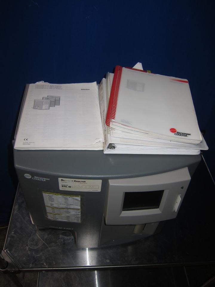 BECKMAN COULTER AcT Diff 2 Hematology Analyzer