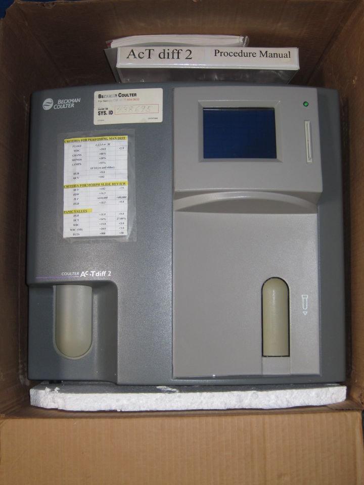 BECKMAN COULTER AcT Diff 2 Hematology Analyzer