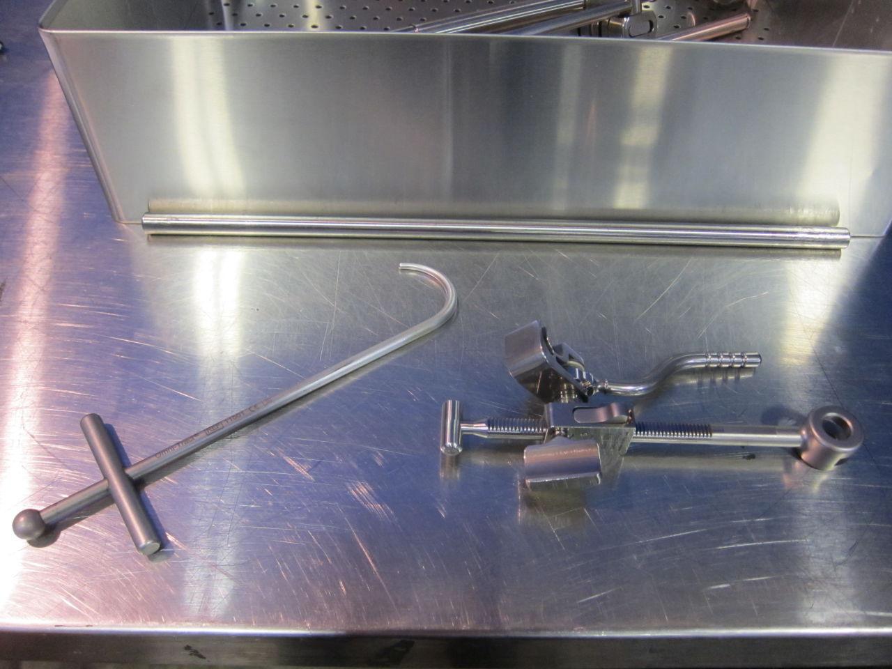 OMNI-TRACT SURGICAL Various Femoral Elevators in Tray - Lot of 5