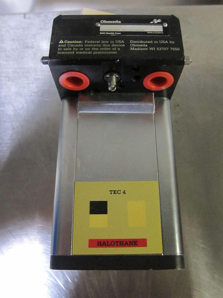 GE / DATEX-OHMEDA Excel 210 w/ Accessories Anesthesia Machine