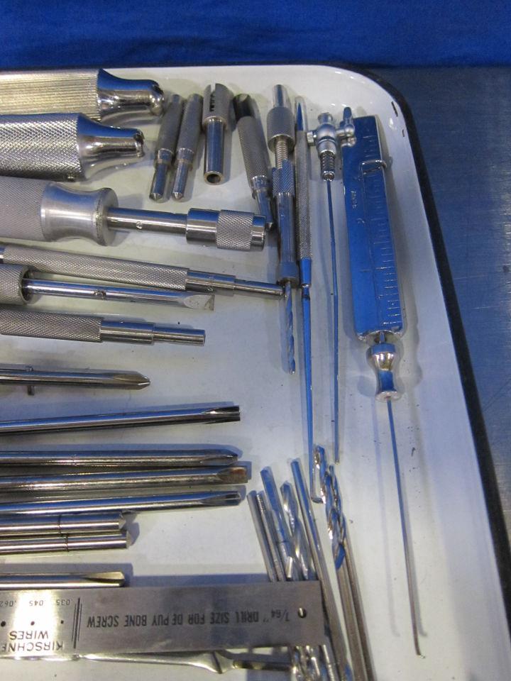 Hand Drill w/ Tray of Tools/Accessories