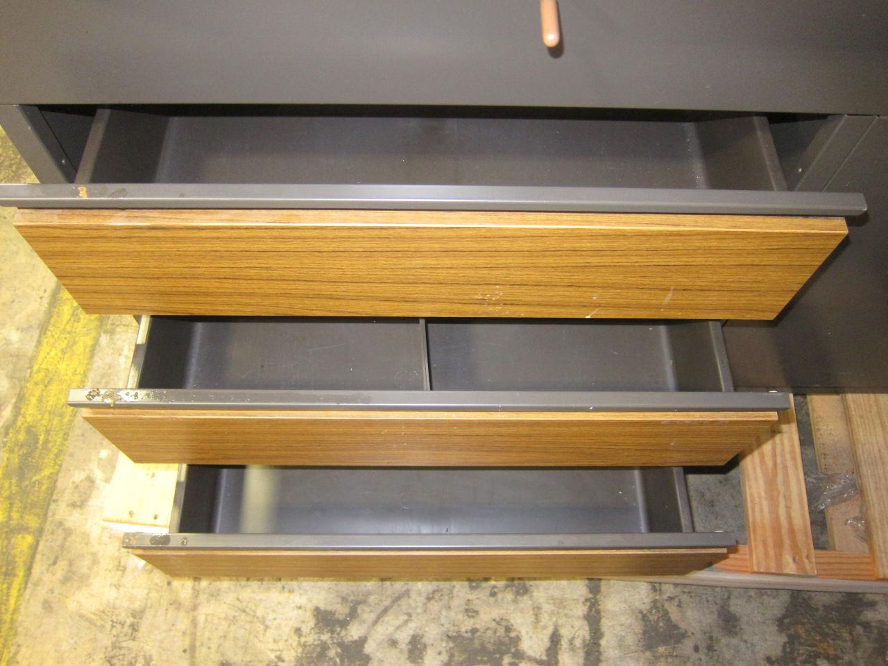RITTER 8100 Exam Table
