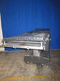 AMSCO SURGICAL 2080L Exam Table