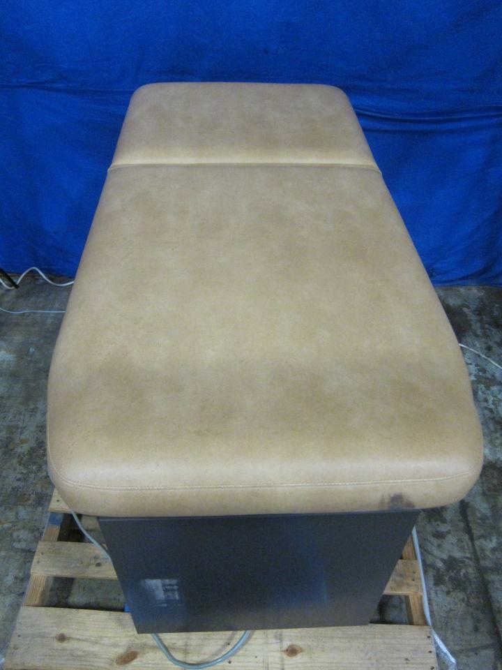 RITTER 8100 Exam Table