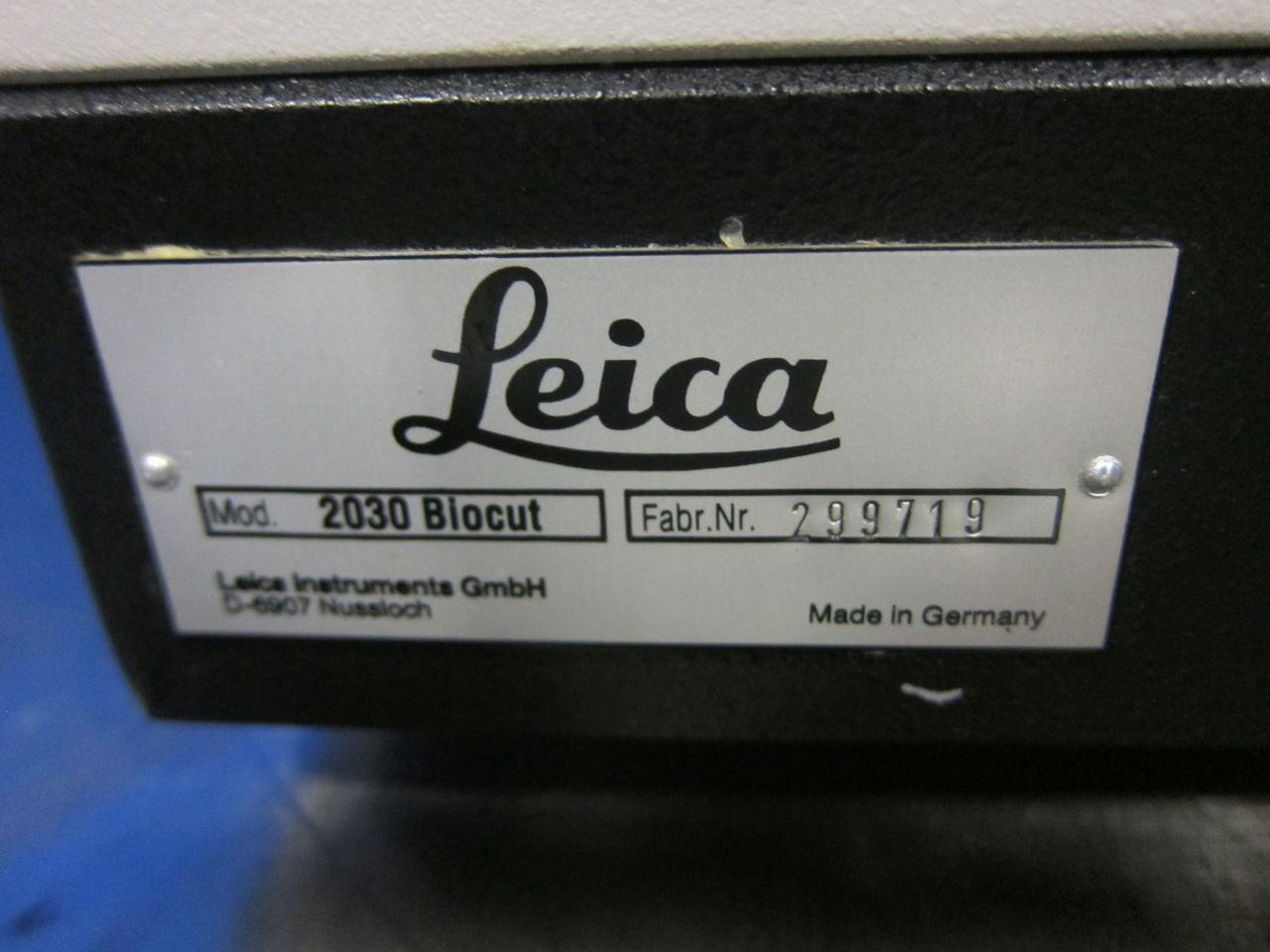 LEICA 2030 Biocut Microtome