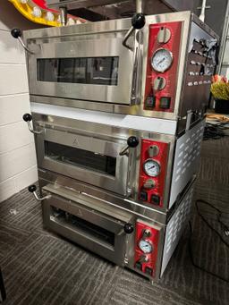 Lot Comprising STAR/HOLMAN MiniVeyor Conveyor Oven and (3) AVANTCO 18" Coun