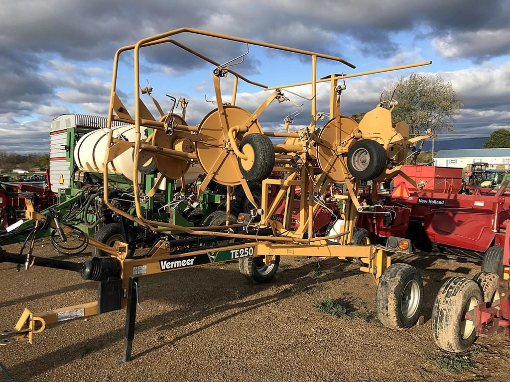 Veremeer TE250 Tedder