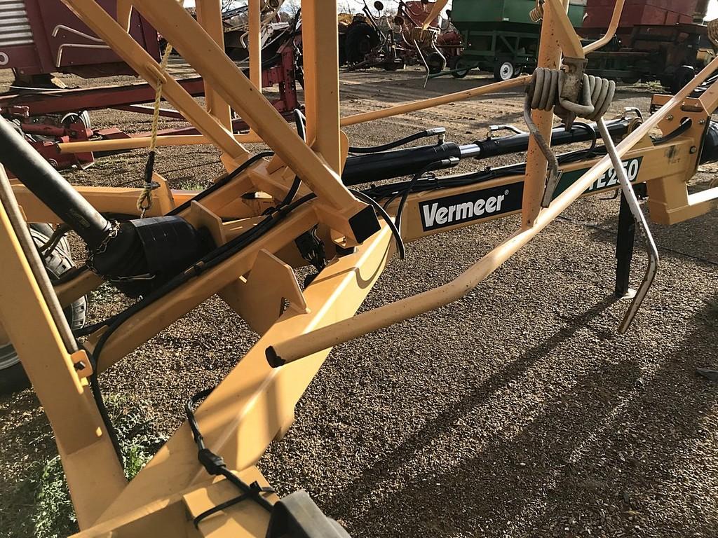 Veremeer TE250 Tedder