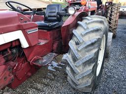 International 544 Tractor