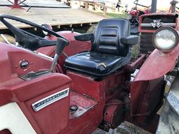 International 544 Tractor