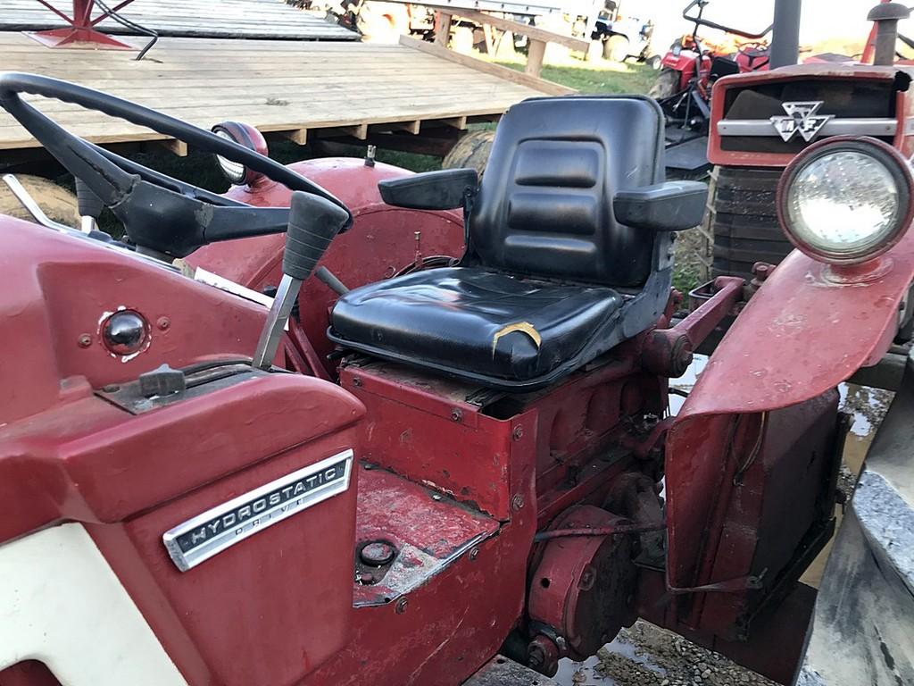 International 544 Tractor