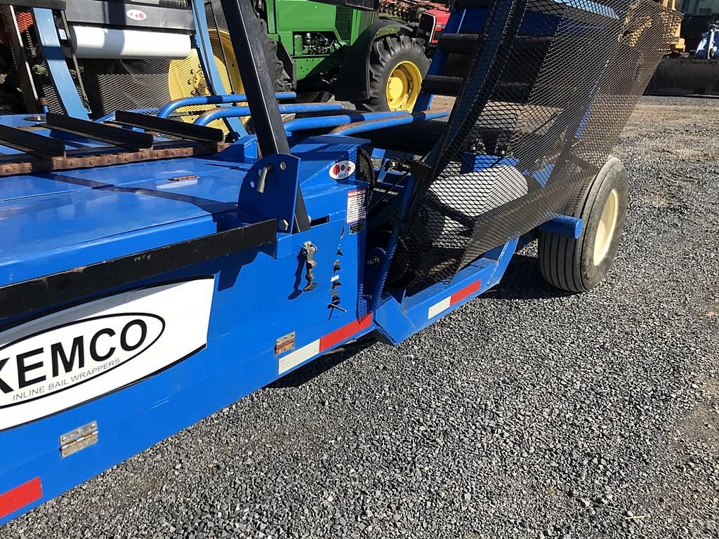 Kemco 250 Bale Wrapper