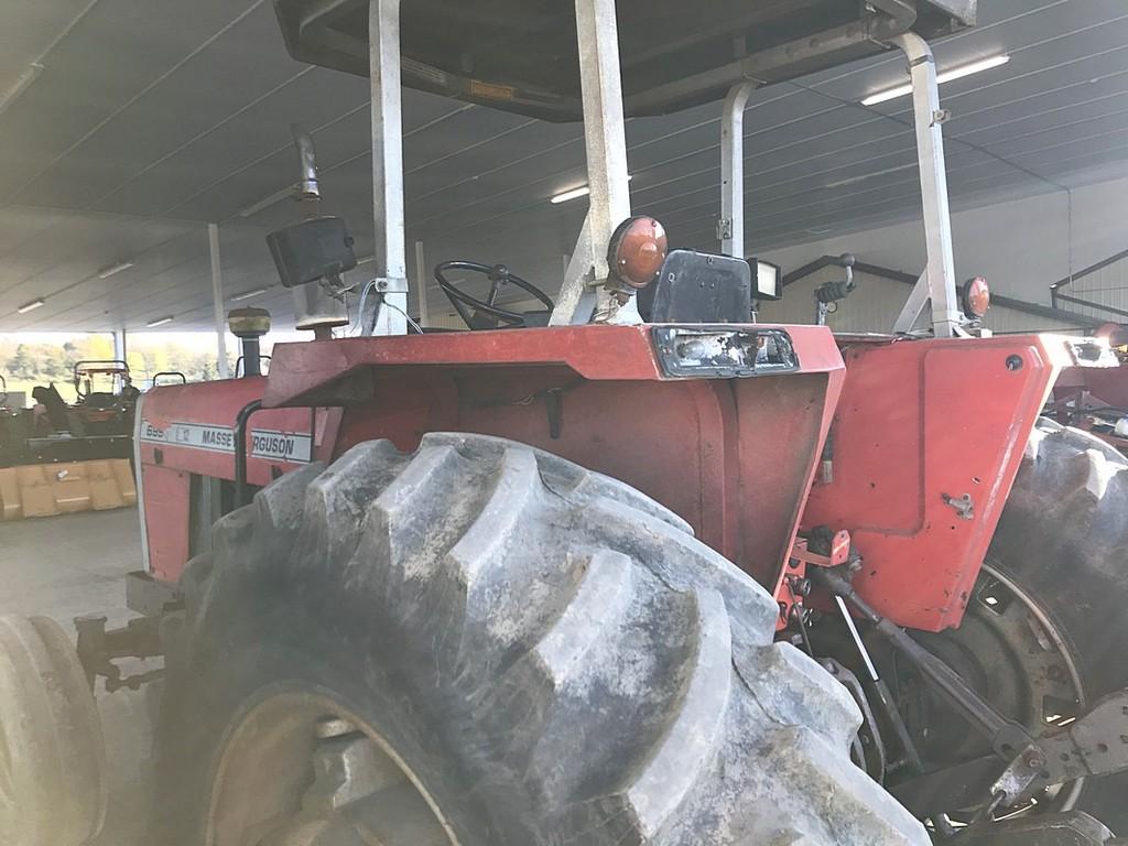Massey Ferguson 699 Tractor