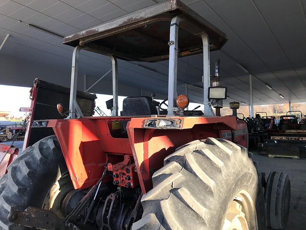 Massey Ferguson 699 Tractor