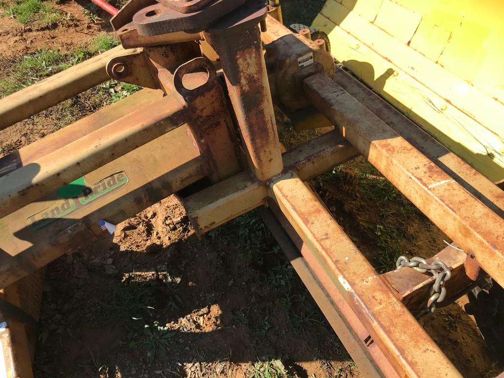 Land Pride PR2572 Rotary Rake