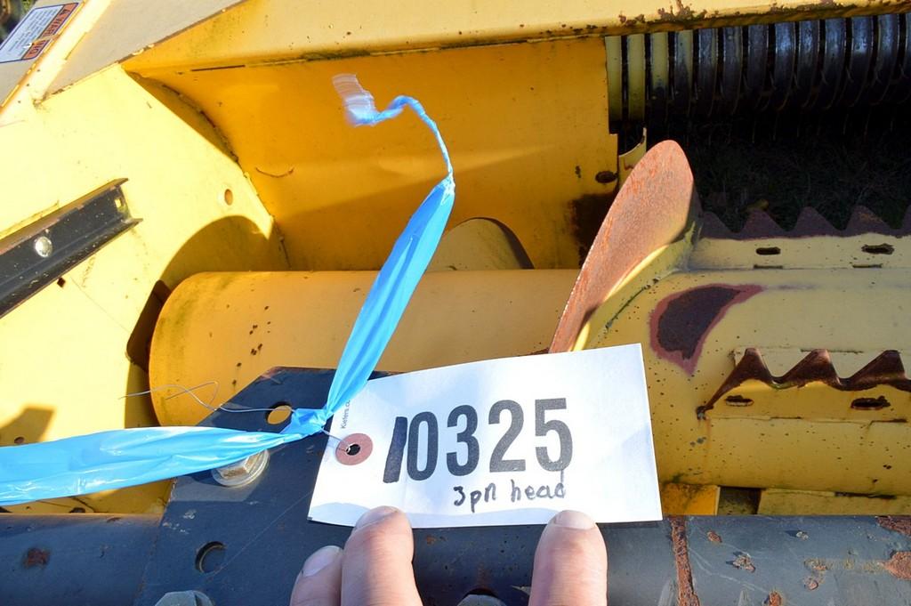 New Holland BB940S Baler