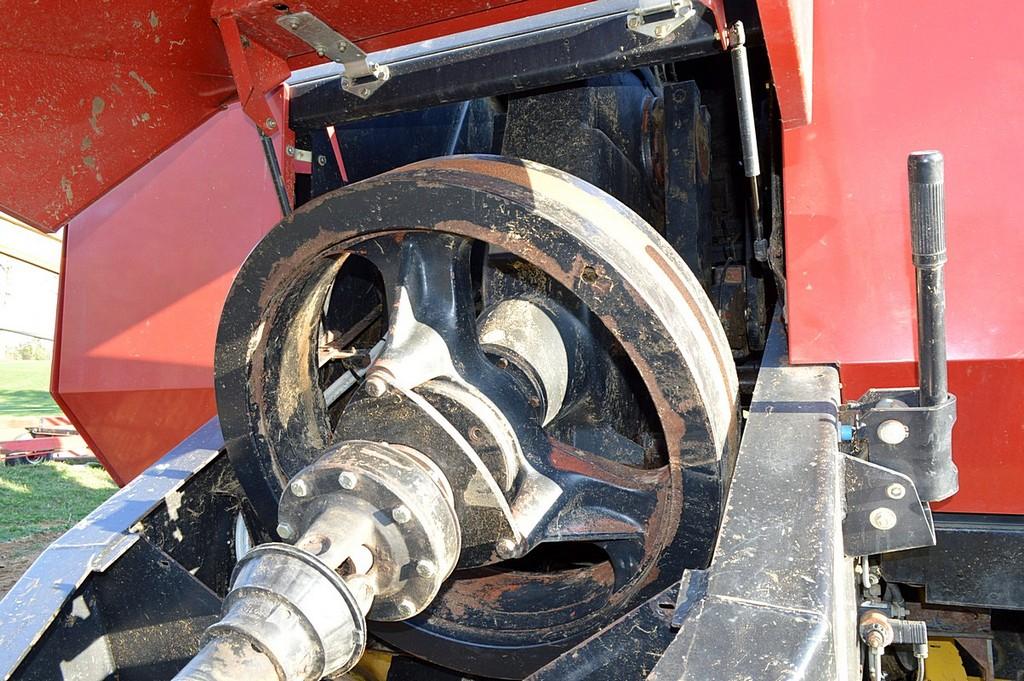 New Holland BB940S Baler