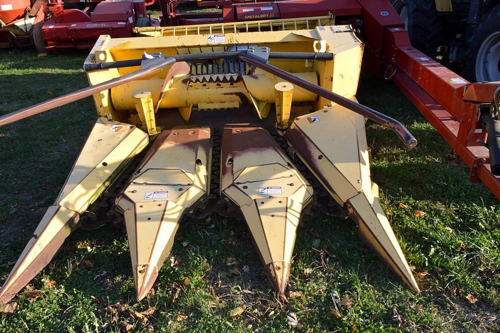 New Holland BB940S Baler