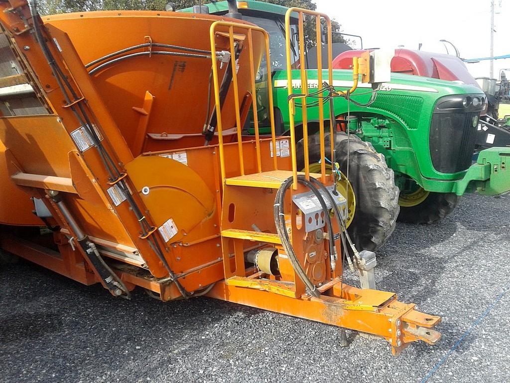 Valmetal V700 Vertical Mixer