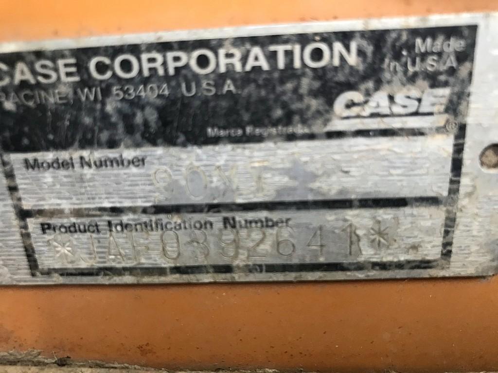 Case 90XT Skid Steer