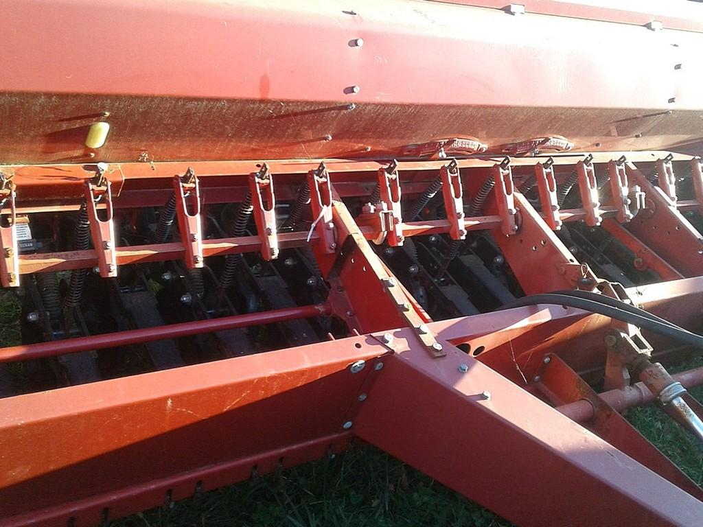 Case IH 5100 Grain Drill