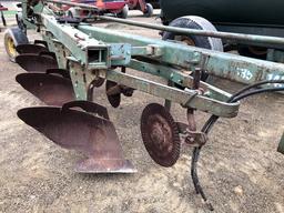 John Deere 1450 Plow