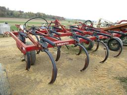 Morris CP712 Magnum II Chisel Plow