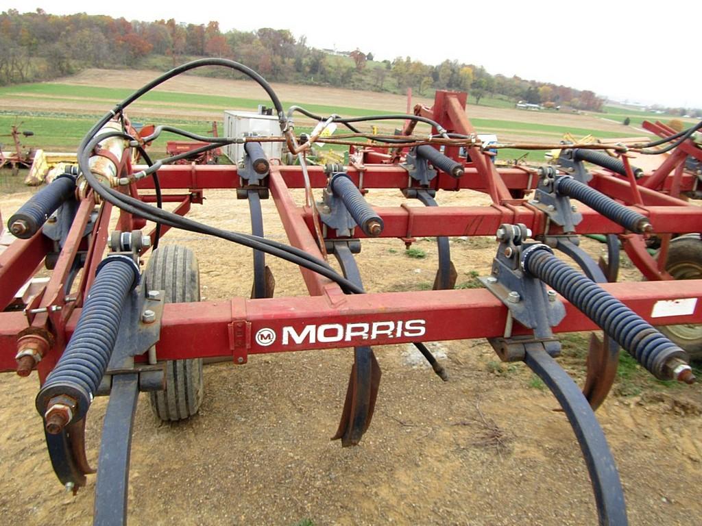 Morris CP712 Magnum II Chisel Plow