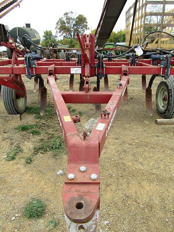 Morris CP712 Magnum II Chisel Plow