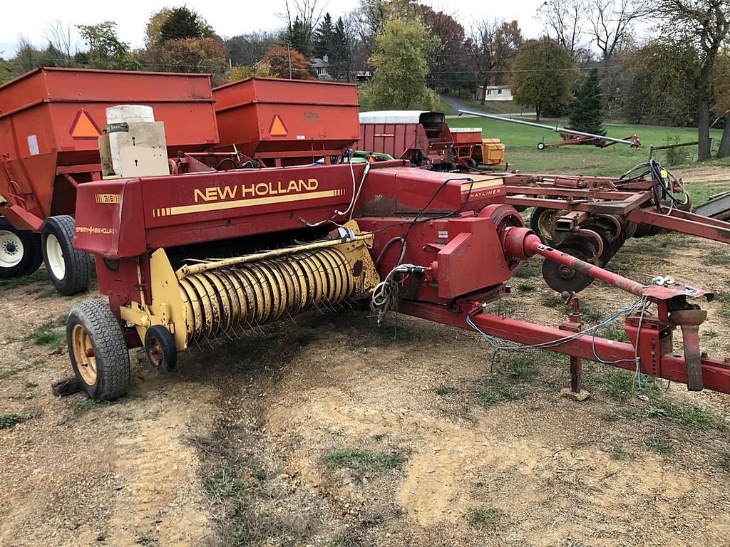 New Holland 316 Hayliner Small Square Baler