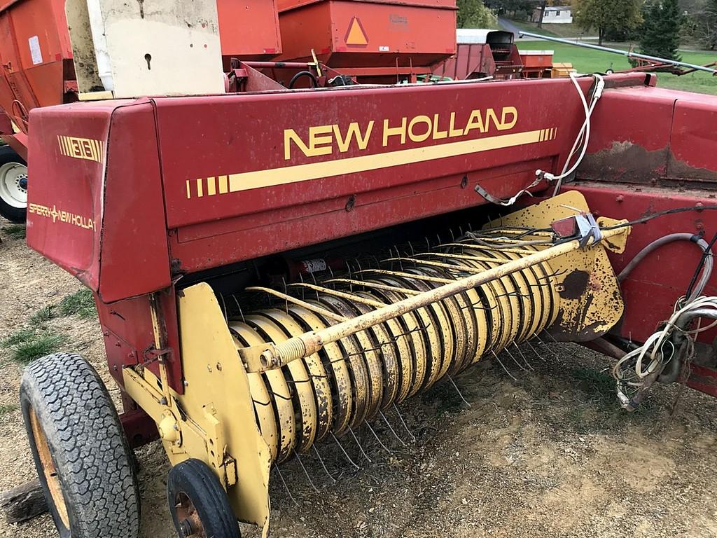 New Holland 316 Hayliner Small Square Baler