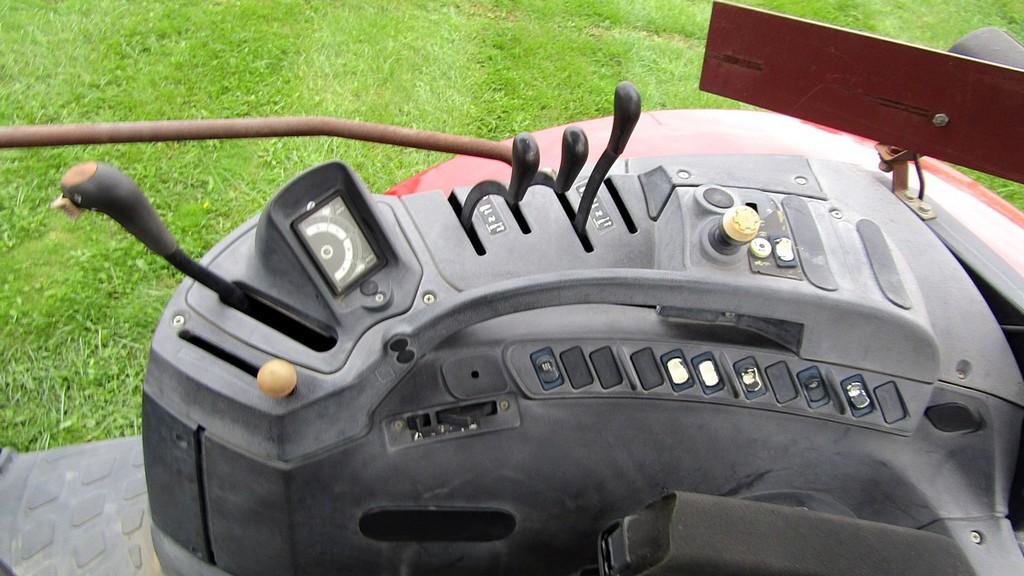 Case IH Maxxum 125 Tractor