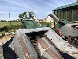 New Idea 325 Corn Picker