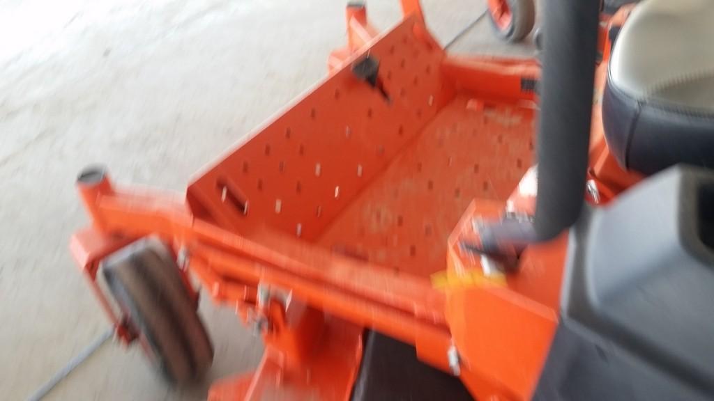 2017 Kubota Z724 Zero Turn