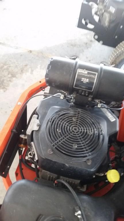 2017 Kubota Z724 Zero Turn