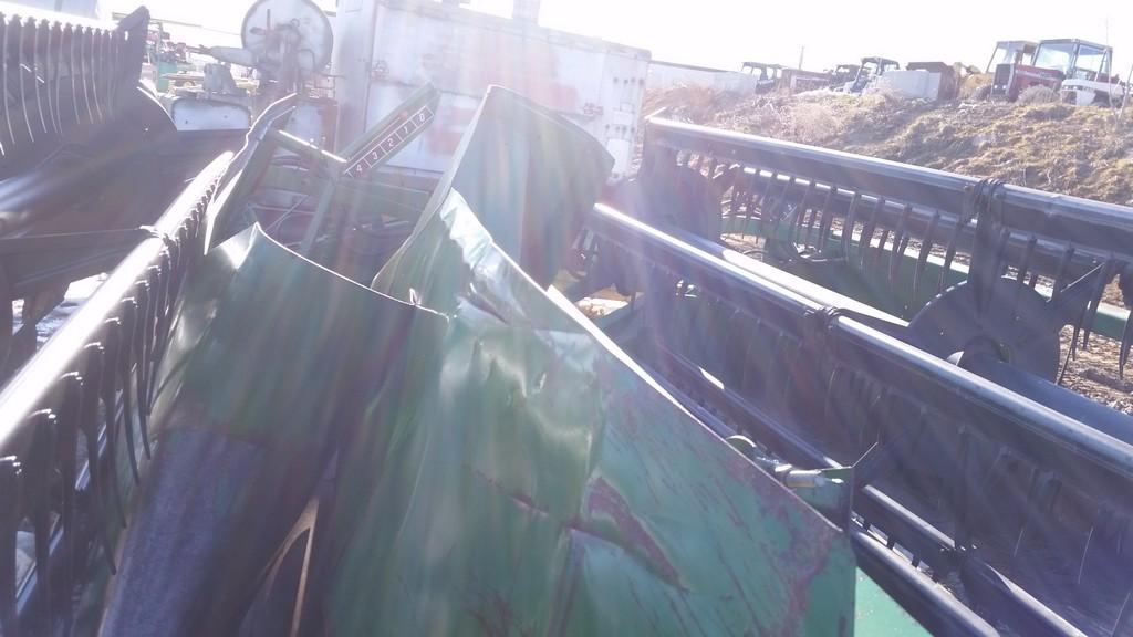 John Deere 915 Grain Platform