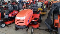 Simplicity Broadmoor Lawn Tractor