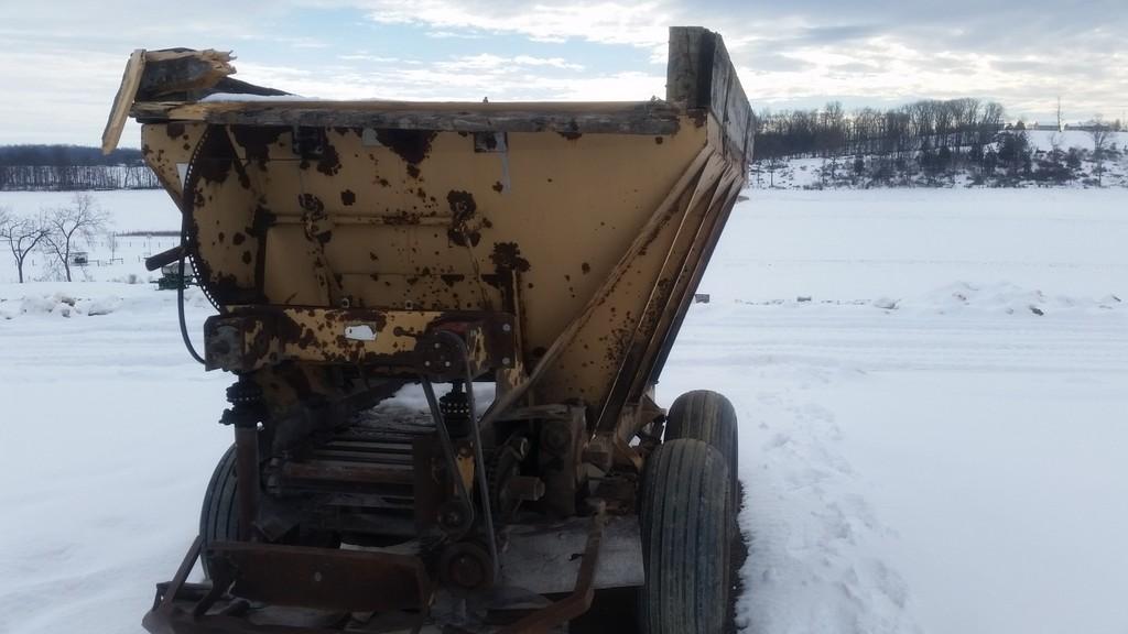 Stoltzfus TV20H5 Lime Spreader
