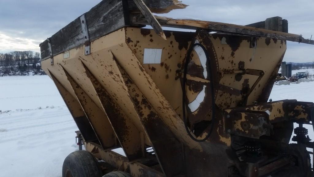 Stoltzfus TV20H5 Lime Spreader
