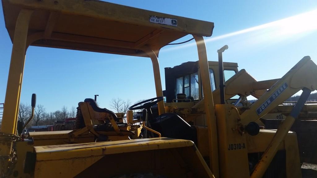 John Deere 310A Backhoe 'AS-IS'