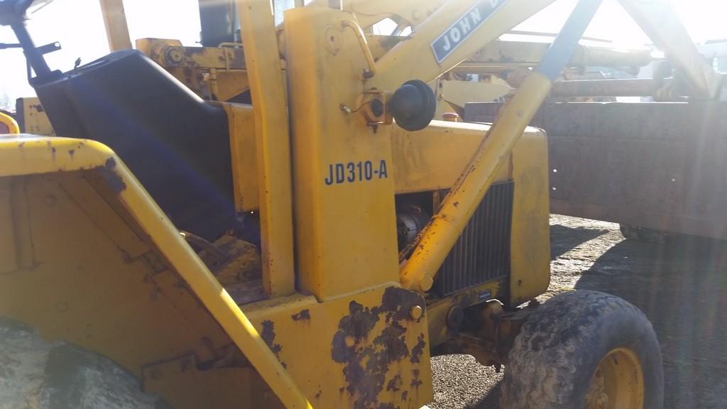 John Deere 310A Backhoe 'AS-IS'