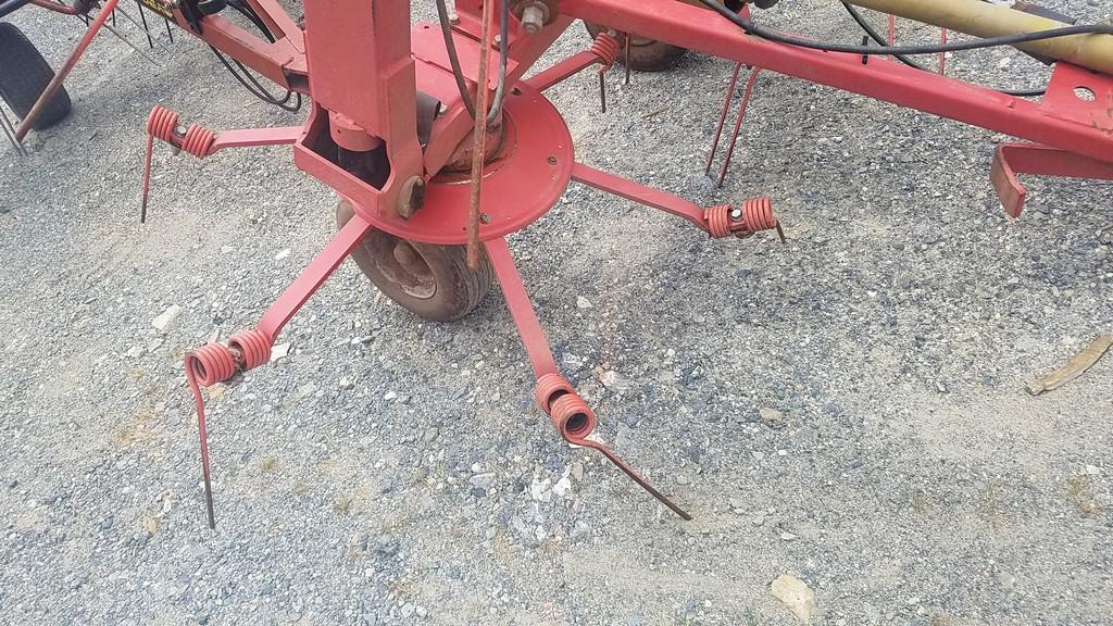 Taar-up 8052T Tedder