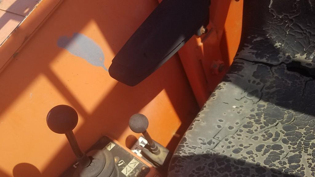 2006 Sky Track 8042 Telehandler