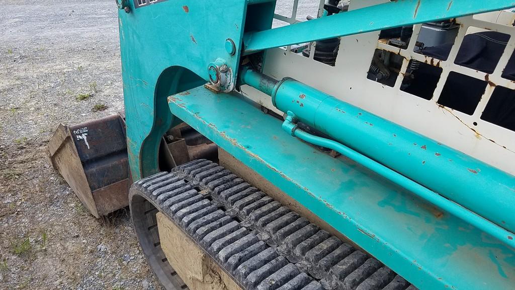 Takeuchi TL26-2 Track Skid Steer
