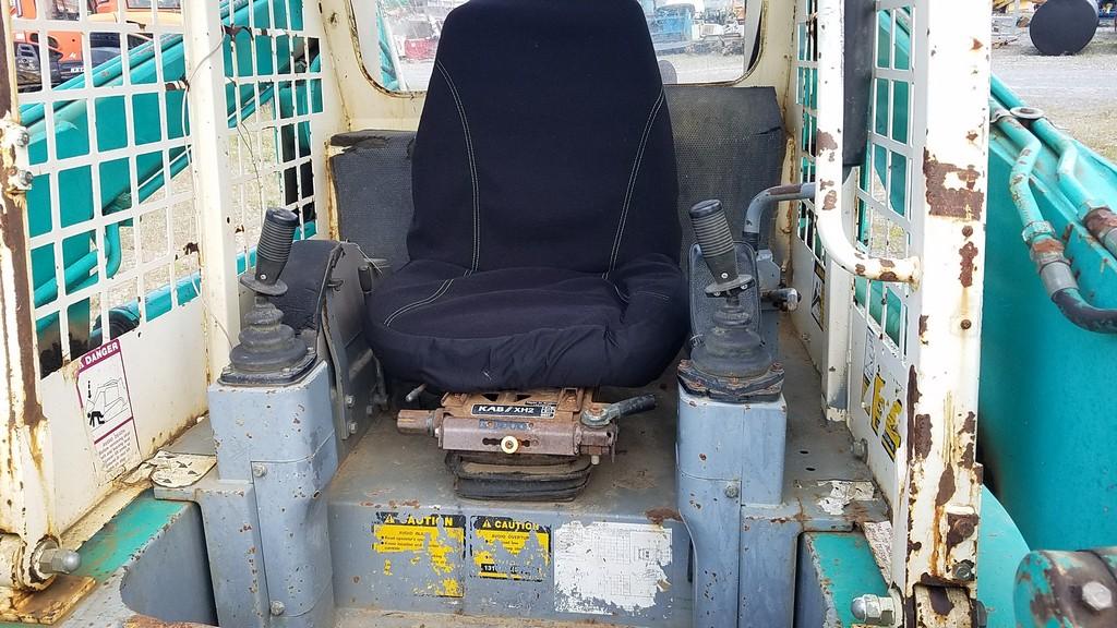Takeuchi TL26-2 Track Skid Steer