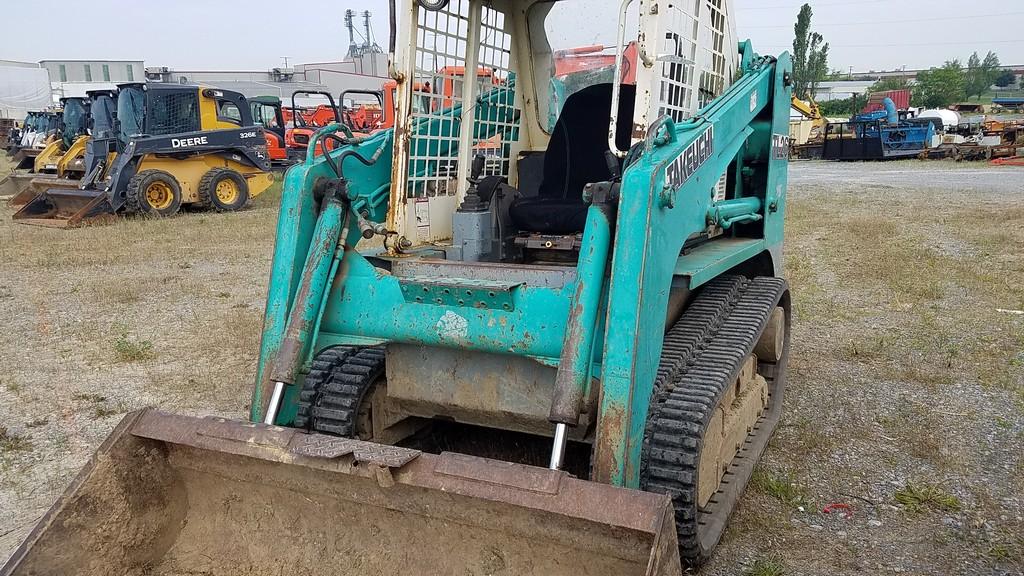 Takeuchi TL26-2 Track Skid Steer