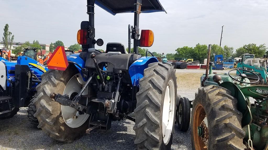 New Holland TN60A Tractor