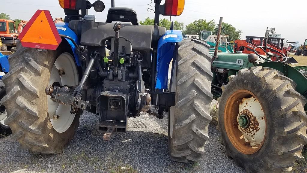 New Holland TN60A Tractor
